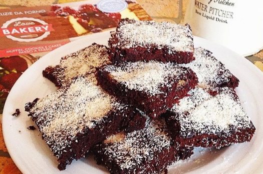 L’angolo di Simona. Brownies al cocco e banana