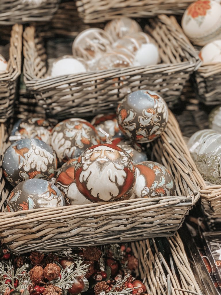 palline decorate a mano mercatini di Natale Vienna