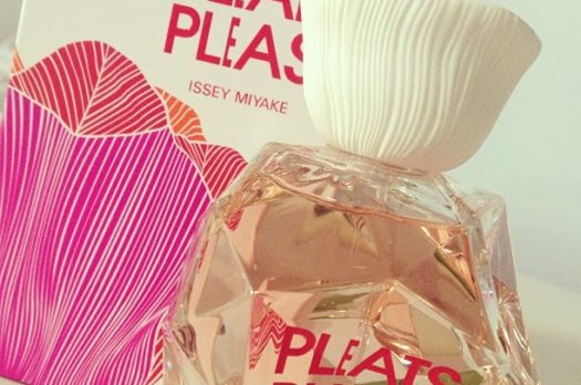 Pleats Please, il nuovo profumo di Issey Miyake